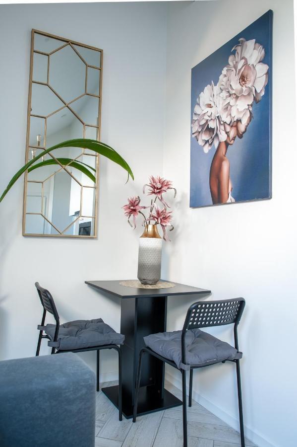 E.M. Studio In City Center คอนัส ภายนอก รูปภาพ
